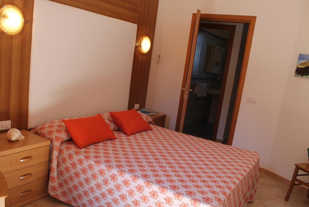 Il Giardino Delle Aloe Guest House Favignana Bagian luar foto