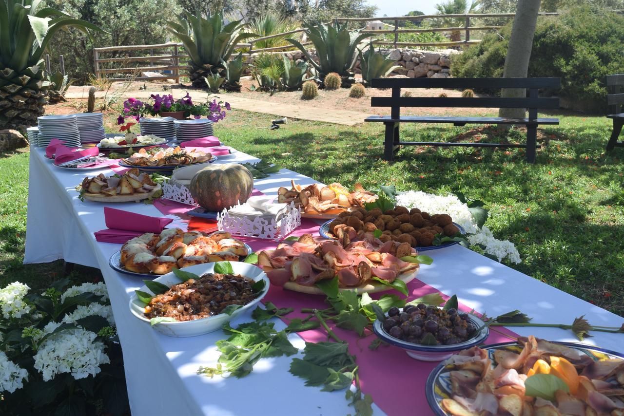 Il Giardino Delle Aloe Guest House Favignana Bagian luar foto